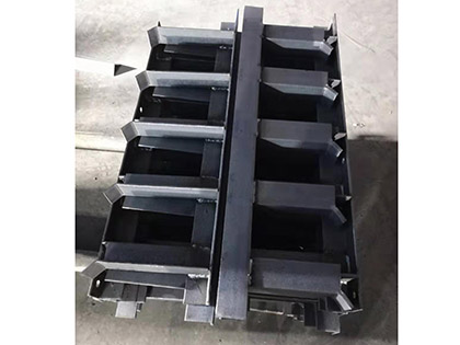 角钢电缆支架 - 安平县澳达金属丝网制品有限公司图片2